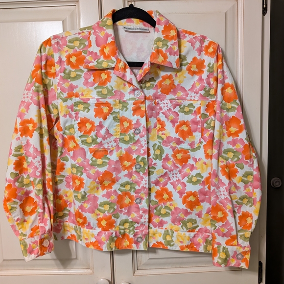 Draper’s & Damon’s Jackets & Blazers - Draper's & Damon's Springy Floral Cotton Jacket